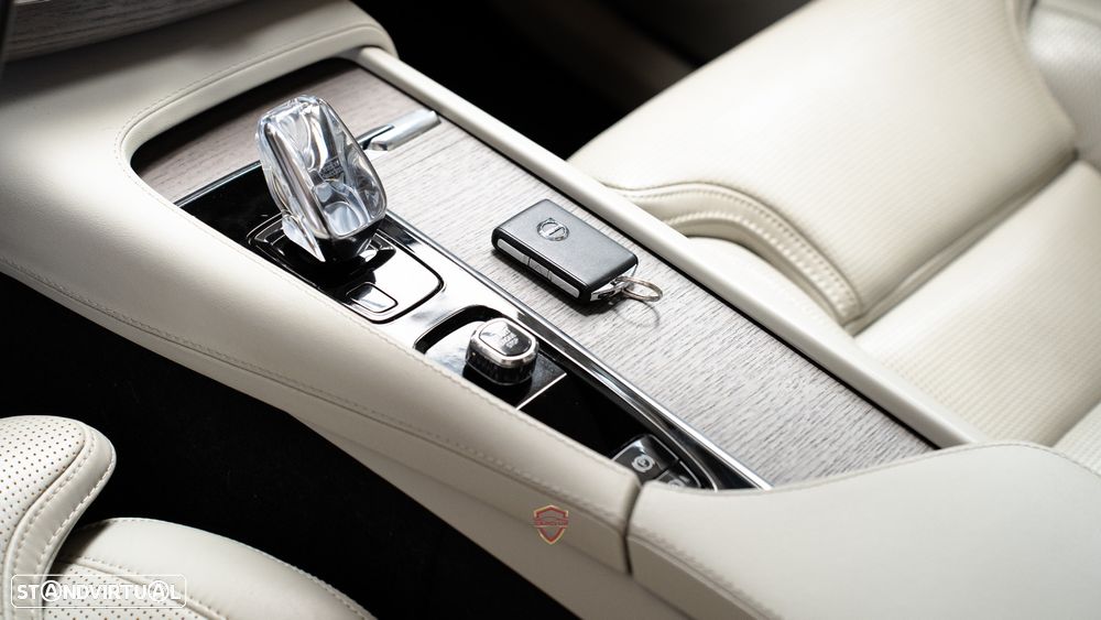 Volvo XC 90 T8 AWD Recharge Geartronic Inscription - 30