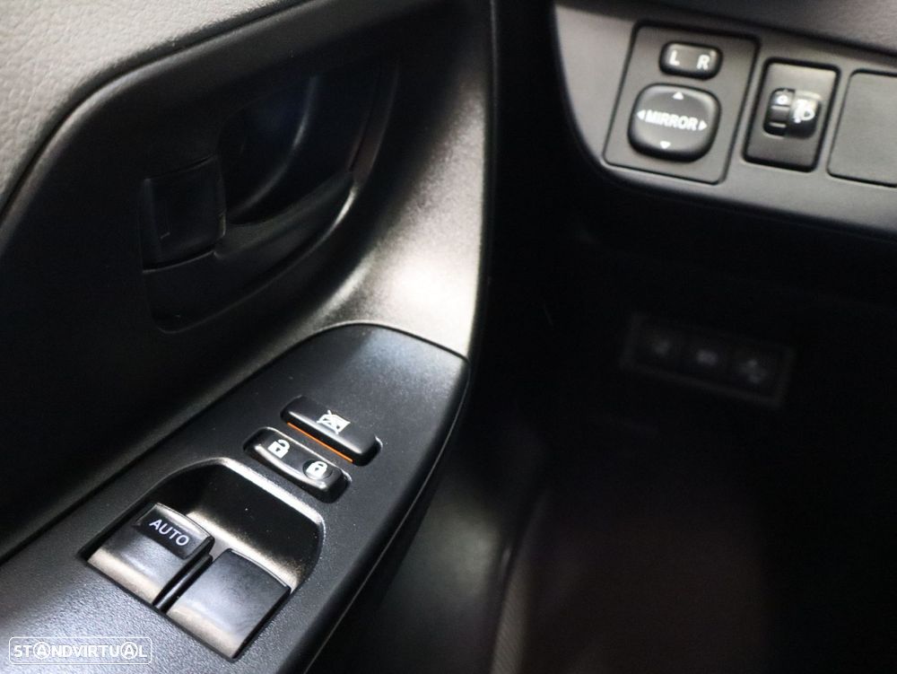 Toyota Yaris 1.5 HSD Active - 14