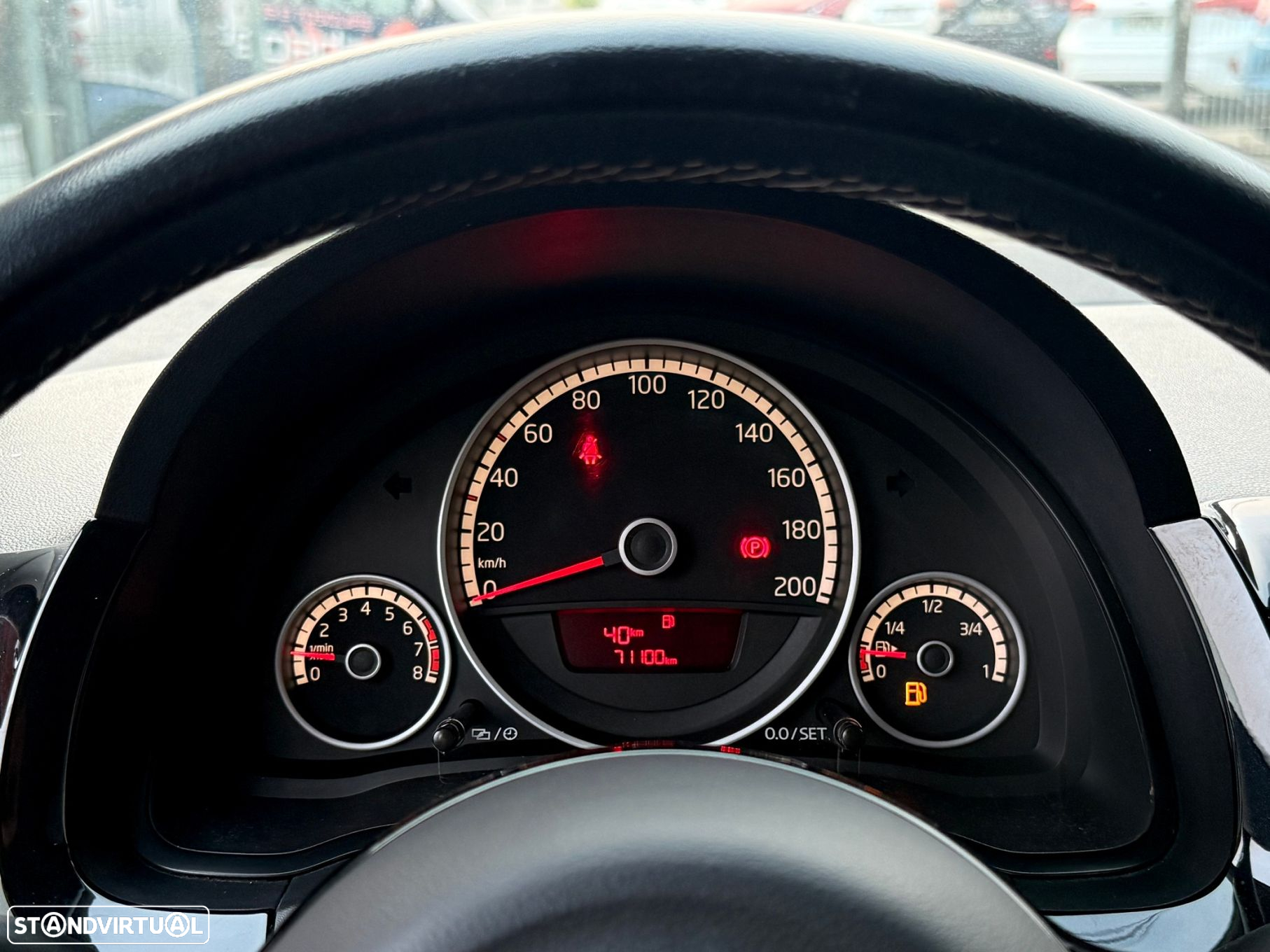 VW Up! - 10