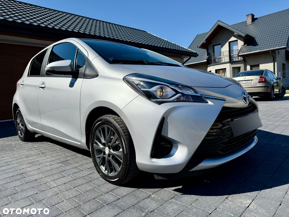 Toyota Yaris Hybrid 1.5 VVT-i Y20 Club - 16
