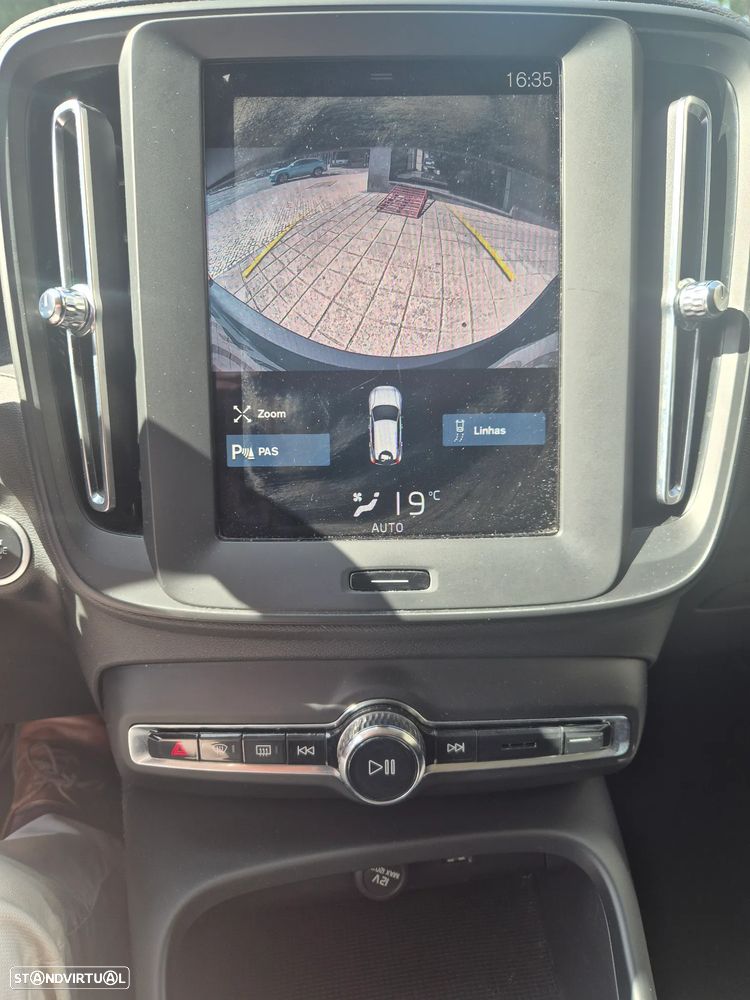Volvo XC 40 1.5 T2 Momentum - 7