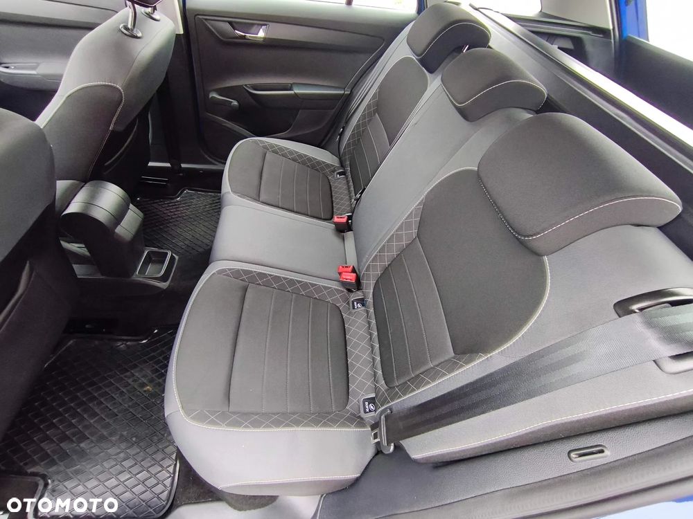 Skoda Fabia 1.0 TSI Ambition - 19