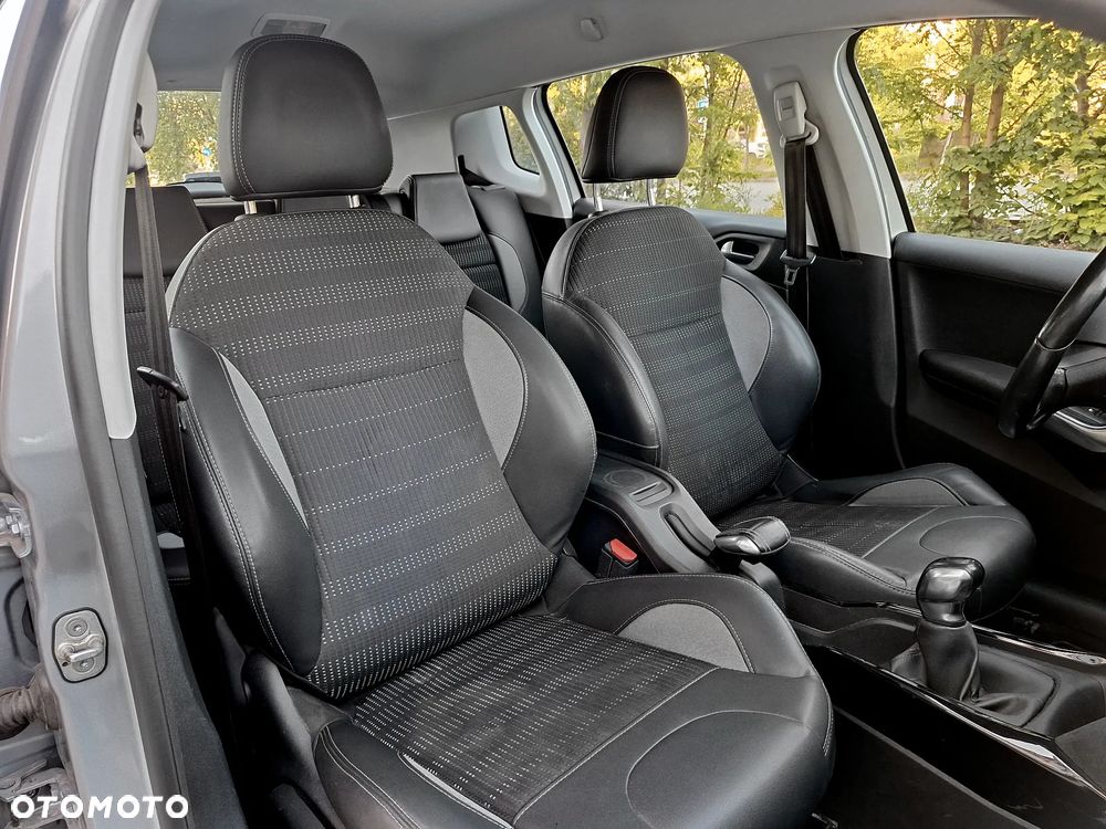 Peugeot 2008 1.6 BlueHDi Allure - 17