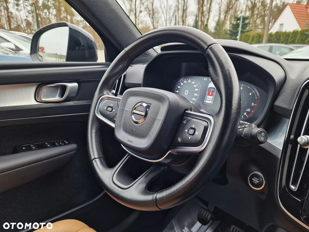 Volvo XC 40 D3 Momentum Pro - 31