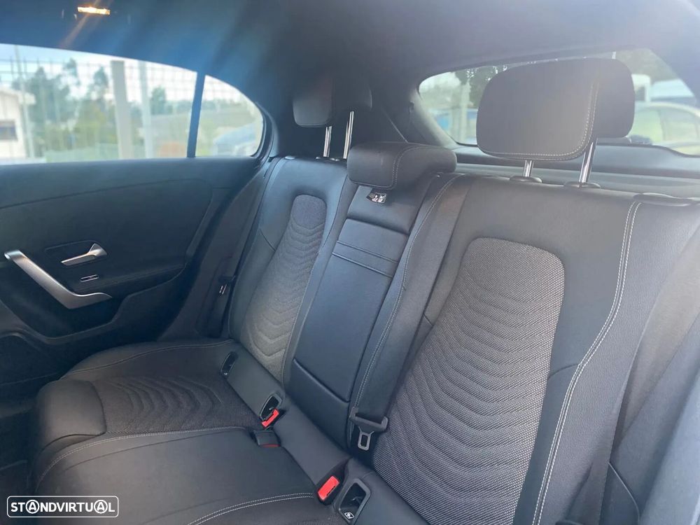 Mercedes-Benz A 200 Progressive Aut. - 12