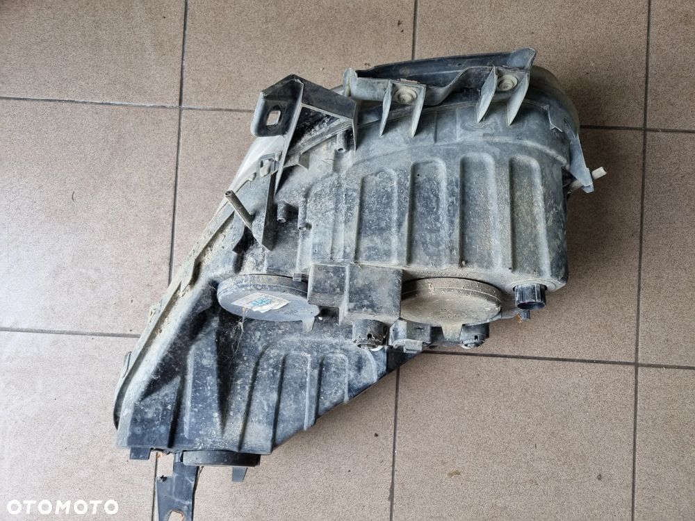 LAMPA PRAWA PRZÓD OPEL COMBO D FIAT DOBLO 3 III 11-19r. - 5