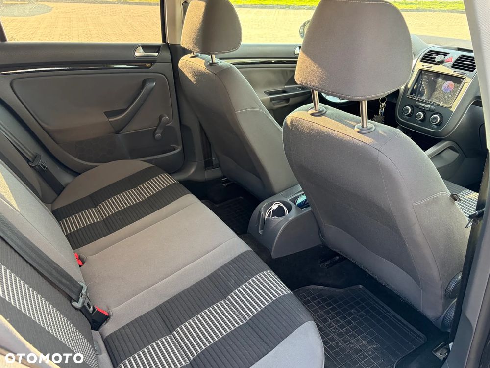 Volkswagen Golf 1.9 TDI United - 9