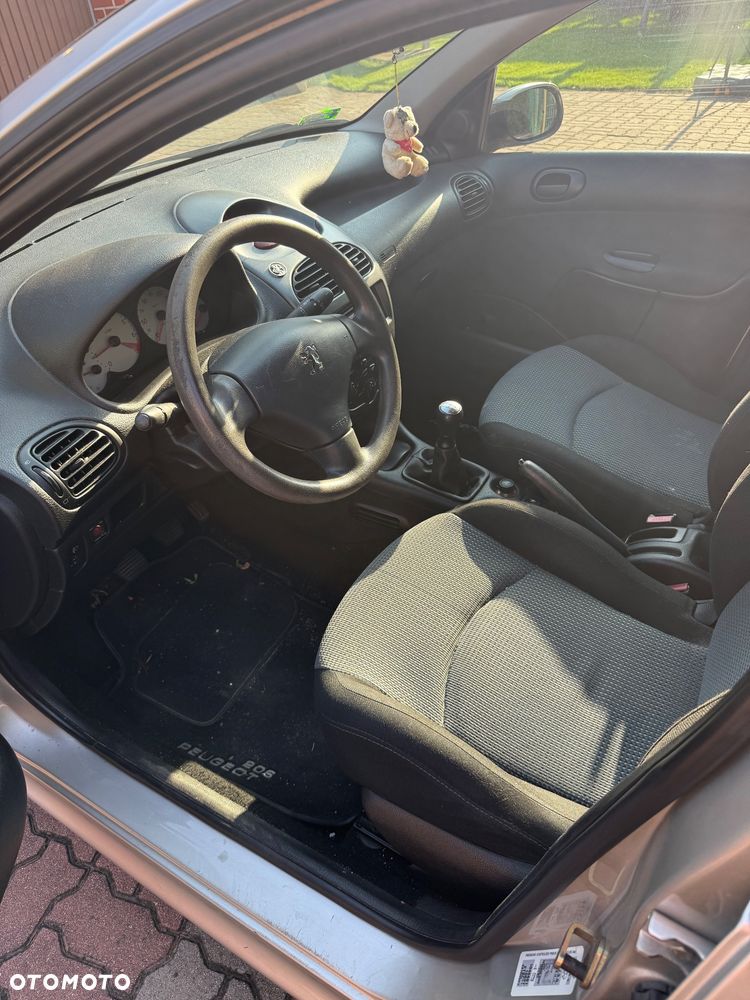 Peugeot 206 1.1 X-Line - 6
