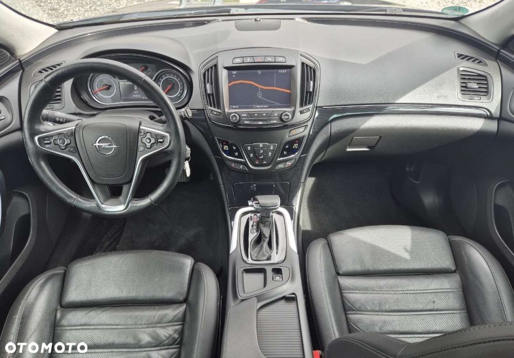 Opel Insignia - 10