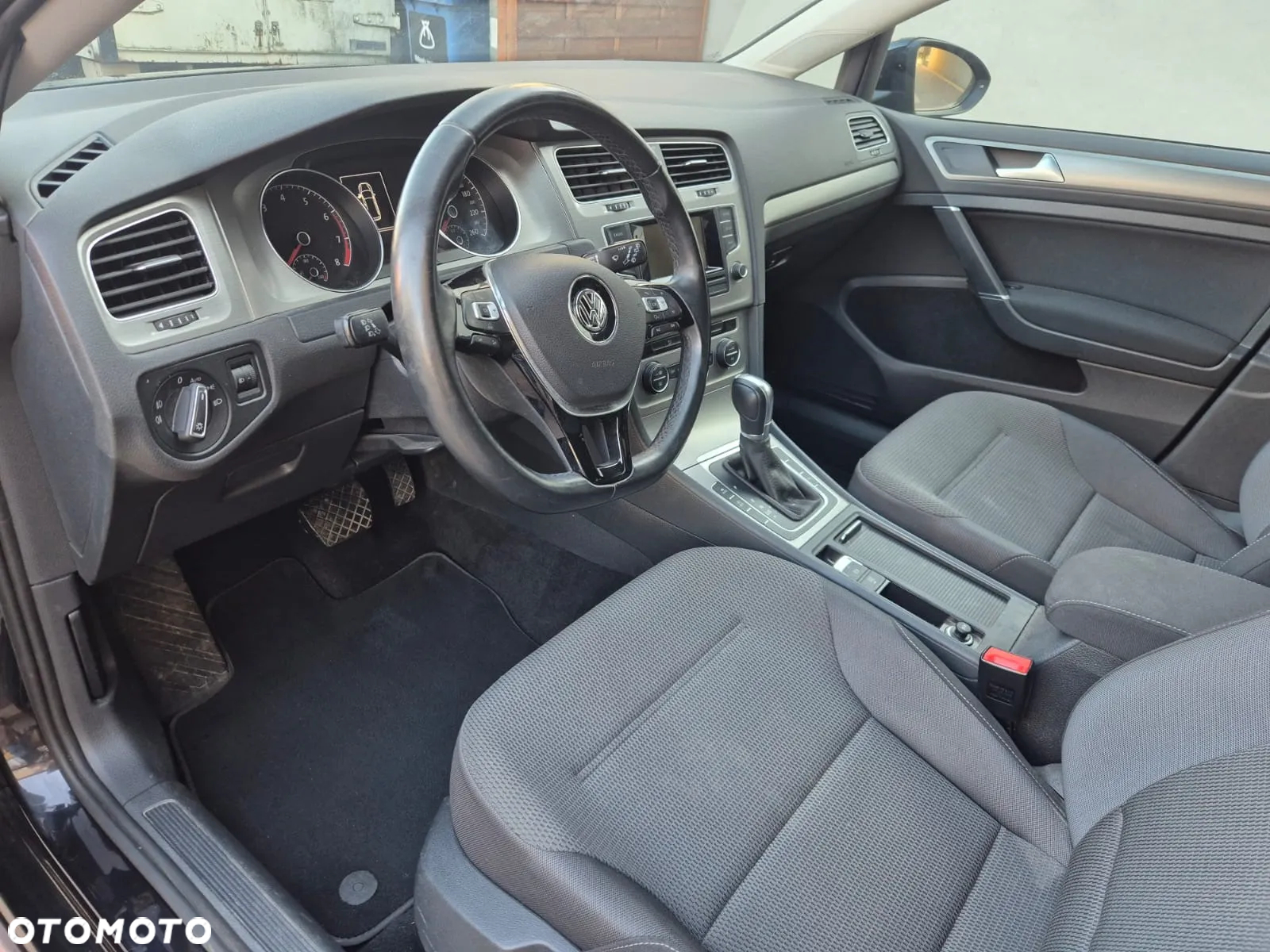 Volkswagen Golf 1.4 TSI BlueMotion Technology DSG Comfortline - 11