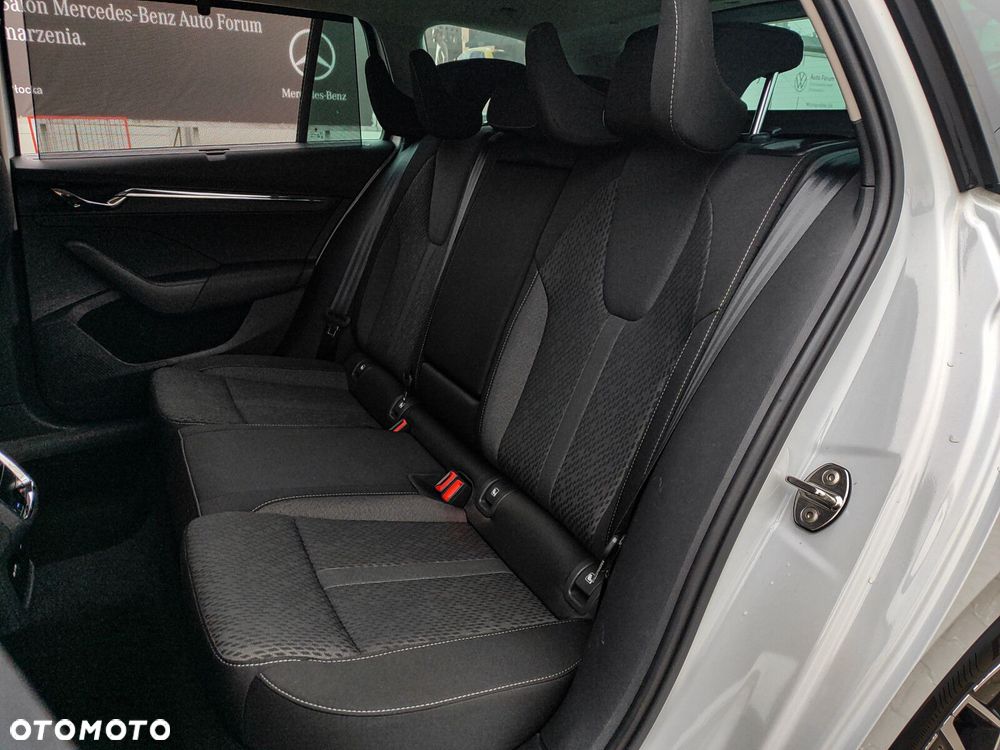 Skoda Octavia 2.0 TDI Style DSG - 14