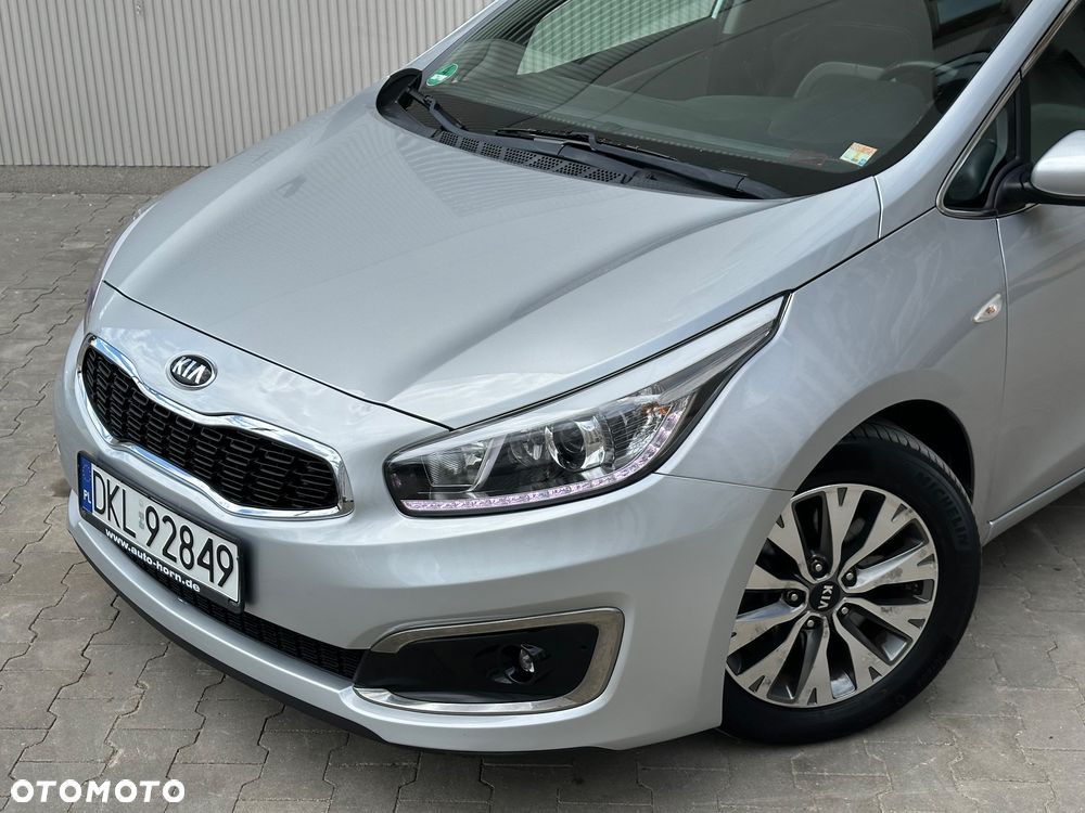 Kia Ceed 1.6 CRDi L Business Line - 10