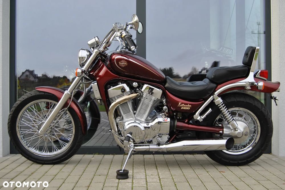 Suzuki Intruder - 3