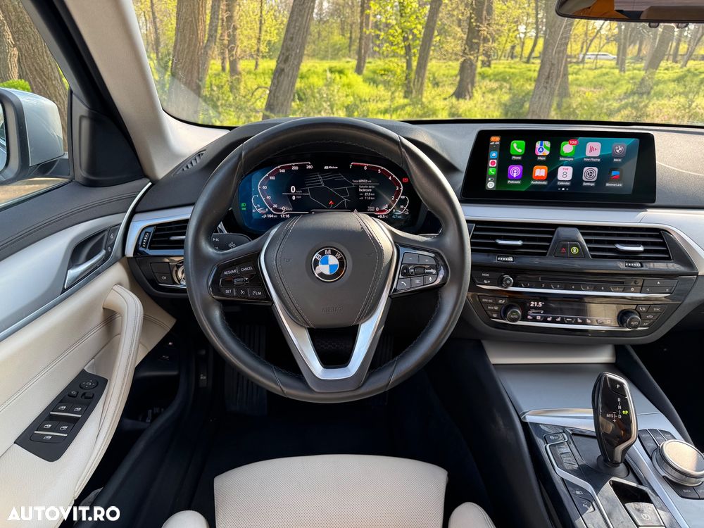 BMW Seria 5 530e xDrive Aut. - 21