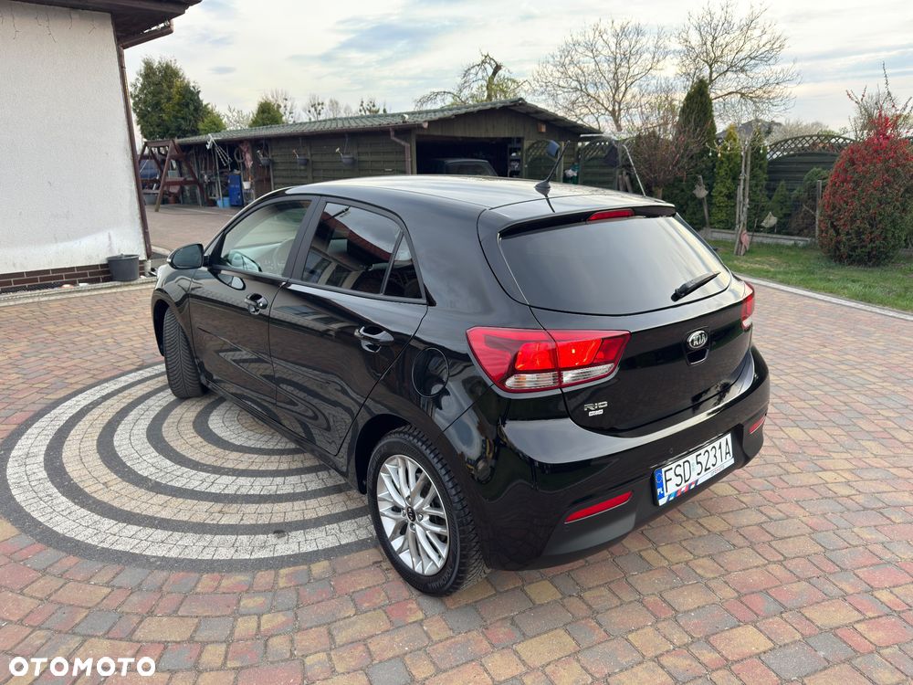 Kia Rio 1.2 ISG Dream Team Edition - 4