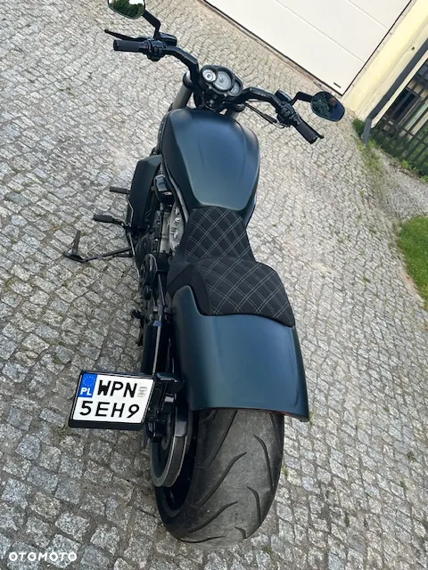 Harley-Davidson V-Rod Muscle - 7