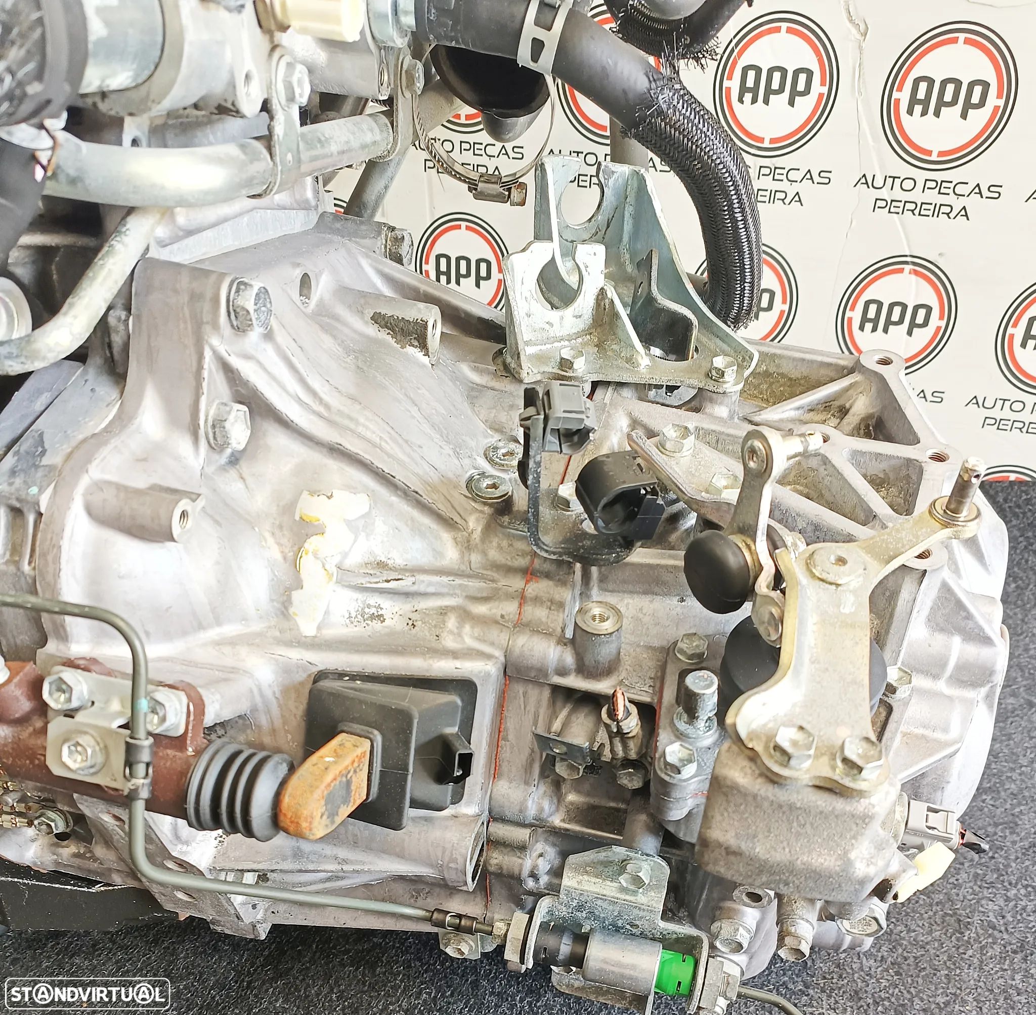 Caixa de 6 velocidades Toyota Avensis T25 de 2008, 2.0 D4D. - 1