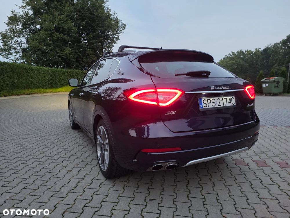 Maserati Levante S Q4 GranLusso - 11