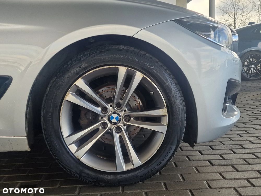 BMW 3GT 320i GPF xDrive Sport Line sport - 6