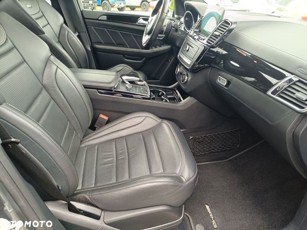 Mercedes-Benz GLE AMG 63 4Matic AMG Speedshift 7G-TRONIC - 28
