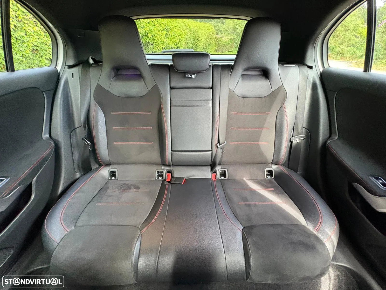 Mercedes-Benz A 220 d 8G-DCT AMG Line - 34