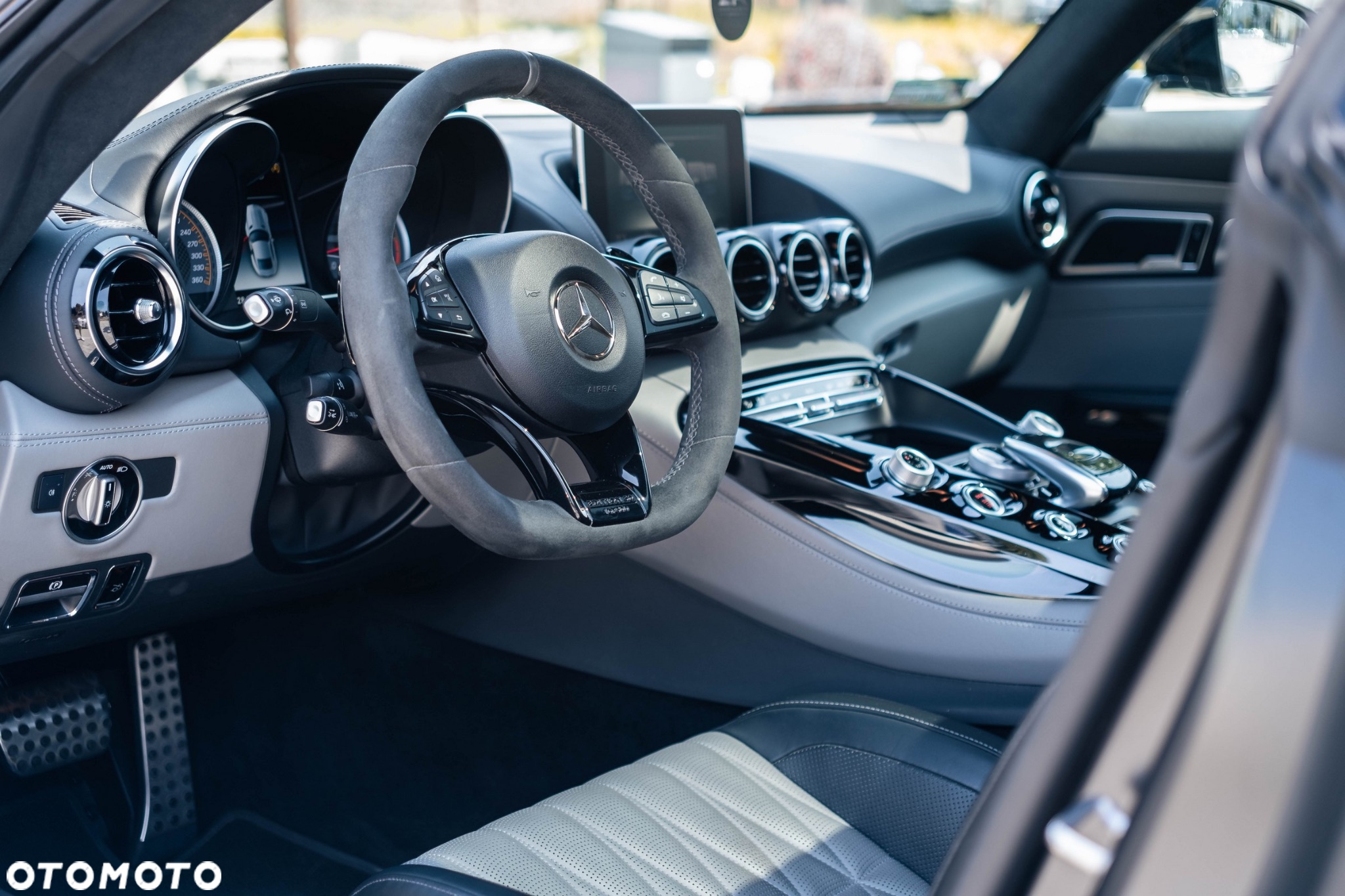Mercedes-Benz AMG GT C - 20
