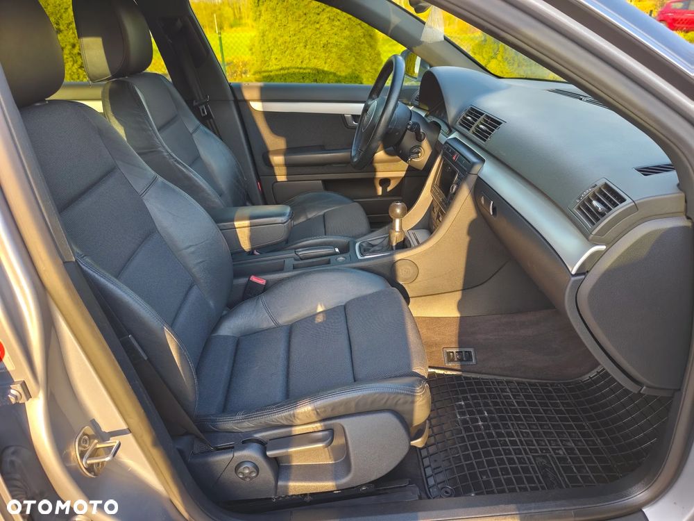 Audi A4 Avant 1.8T - 21