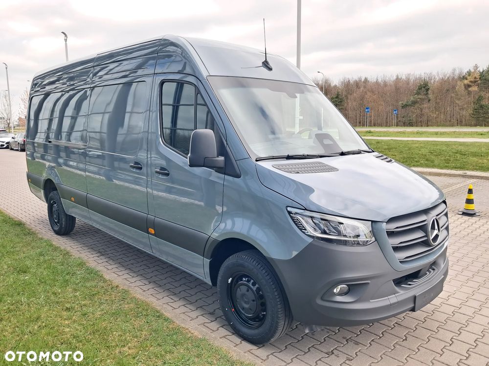Mercedes-Benz Sprinter 317 CDI Furgon PRO długi 4325 mm L3H2 - 10