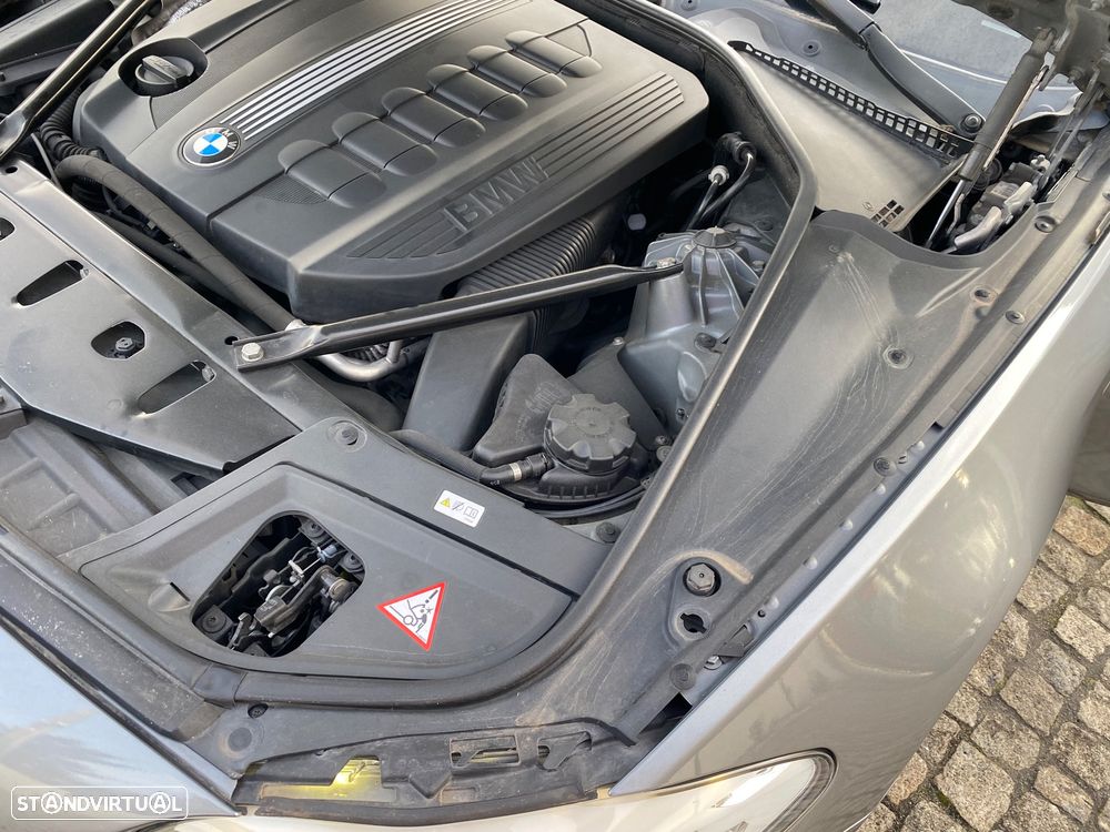BMW 525 d Auto - 38