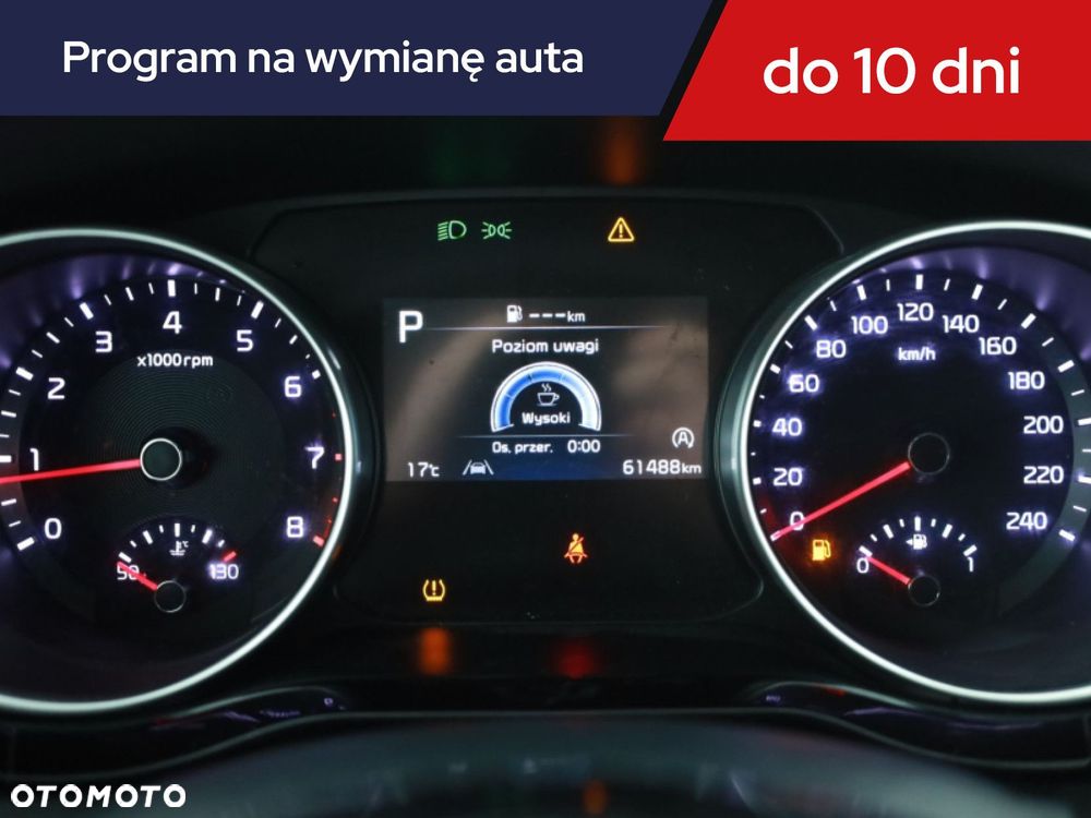 Kia Ceed - 10