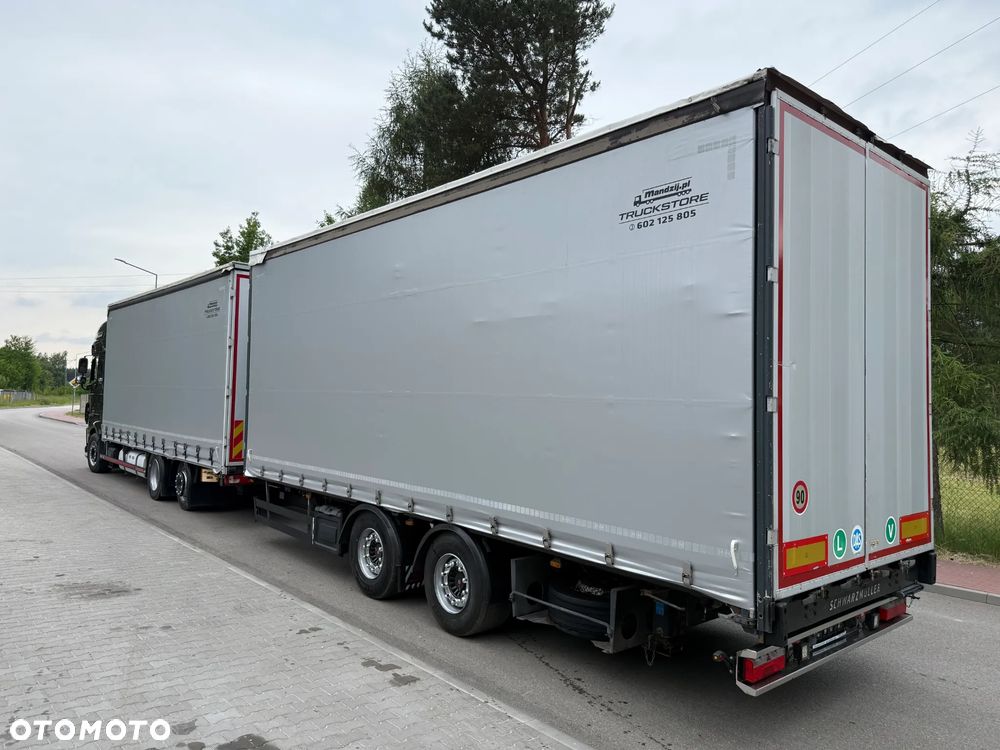 DAF XF510 SSC 6x2 JUMBO OŚ PODNOSZONA AUTOMAT RETARDER STANDKLIMA PRZEBIEG:760000km XENONY SKÓRA LODÓWKA ZABUDOWA FIRANKA DŁ:7.80m NOWA PLANDEKA!!! EURO 6 2017r + PRZYCZEPA TANDEM SCHWARZMULLER OSIE SAF ZABUDOWA FIRANKA DŁ:7.80m NOWA PLANDEKA!!! 2012r ZESTAW PRZEJAZDOWY PRZESTRZENNY 120m3 ŁADNY - 7