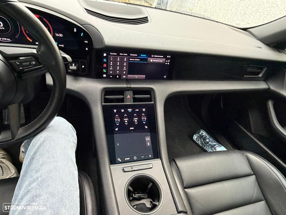 Porsche Taycan Standard - 29