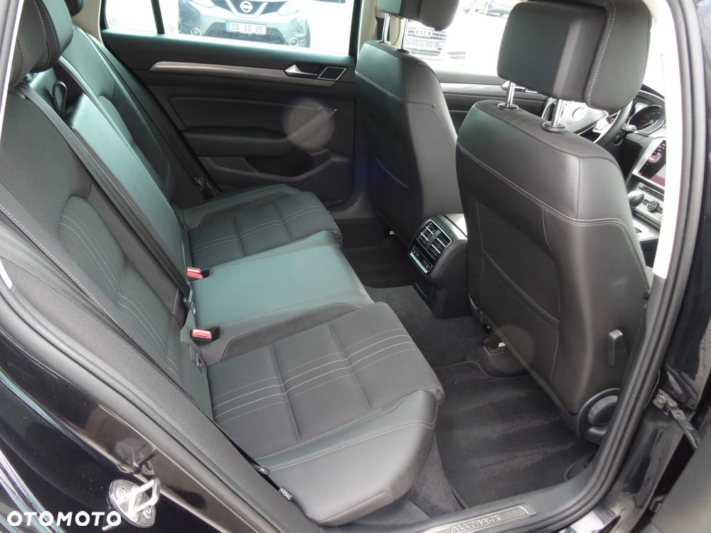 Volkswagen Passat Alltrack 2.0 TDI SCR 4Motion DSG (BMT) - 15