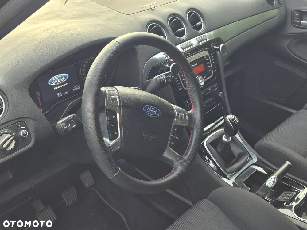 Ford S-Max 2.0 TDCi Titanium - 14