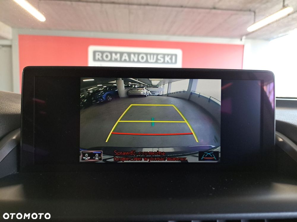 Lexus NX 300h Business Edition AWD - 22