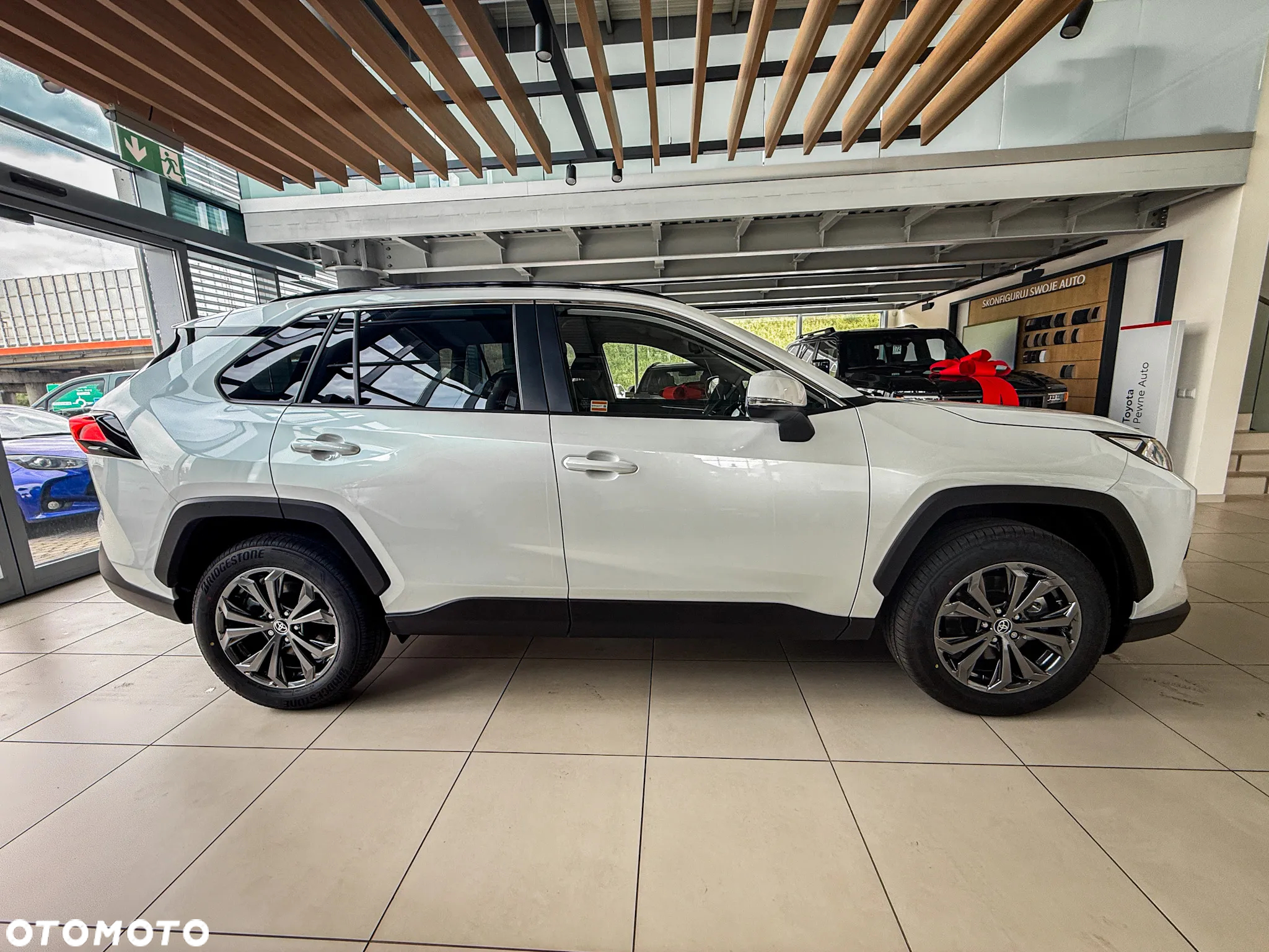 Toyota RAV4 - 7