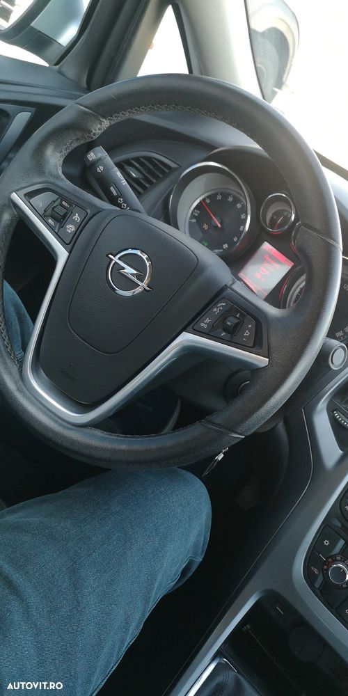 Opel Astra - 8