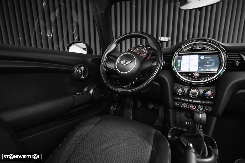 MINI 3 Portas One D - 13