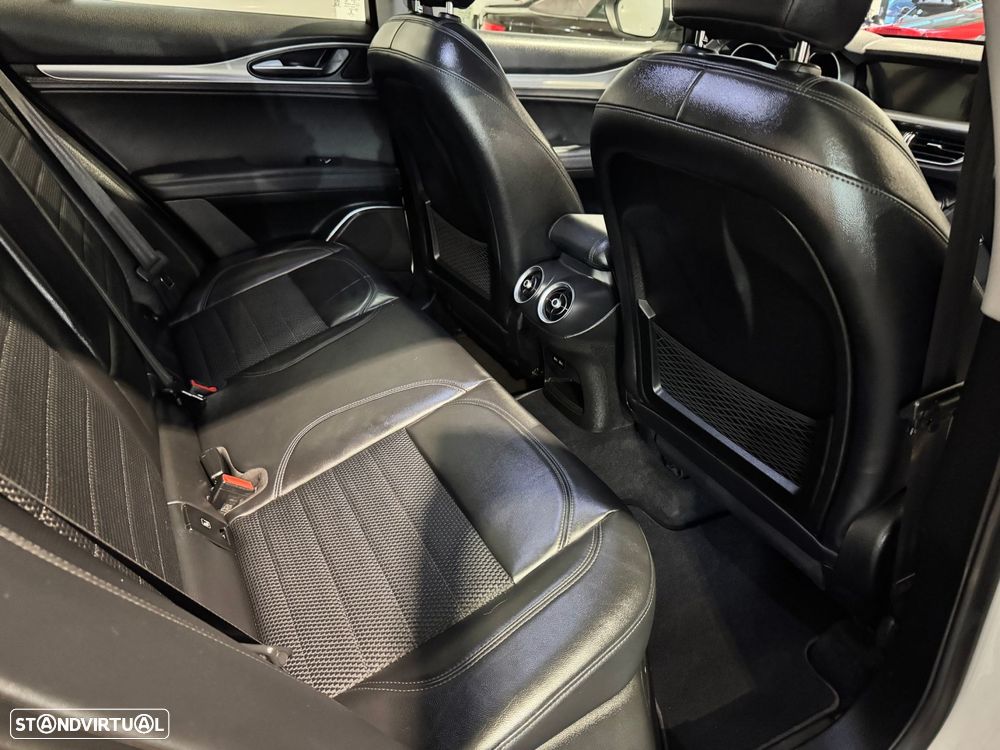 Alfa Romeo Stelvio 2.2 D Super AT8 - 39