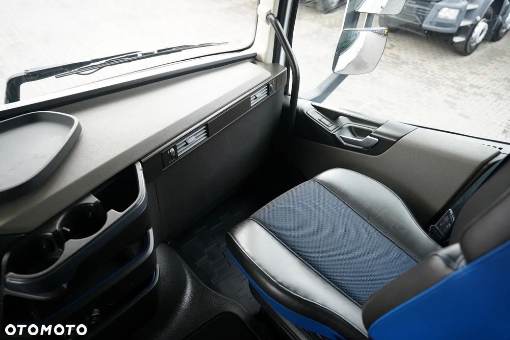 Volvo FH 460 / XXL / + CHŁODNIA SCHMITZ / 2 OSIE PODNOSZONE / PO KONTRAKCIE SERWISOWYM / - 33