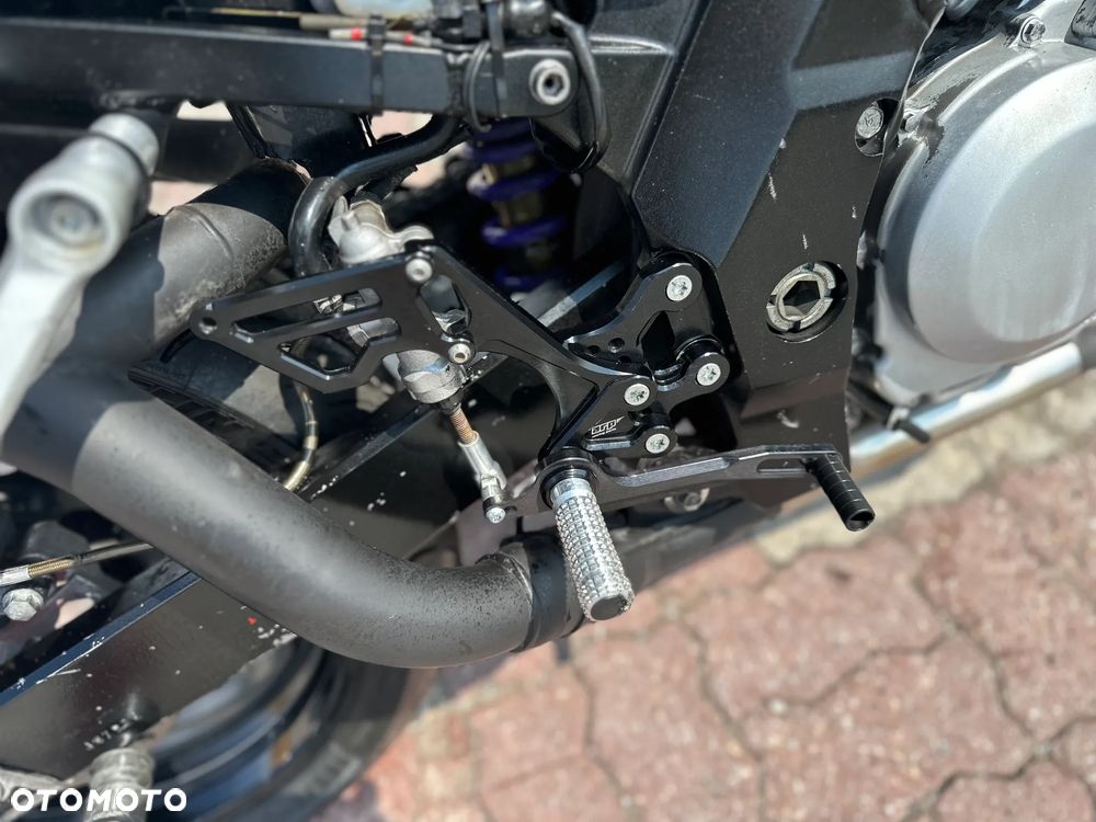 Suzuki SV - 15