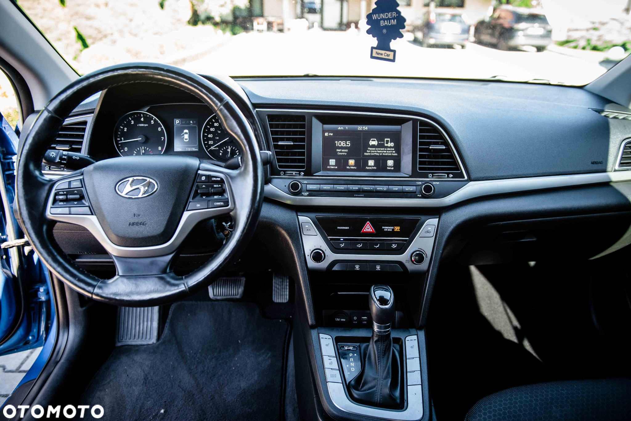 Hyundai Elantra - 16