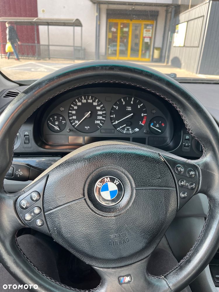 BMW Seria 5 - 17