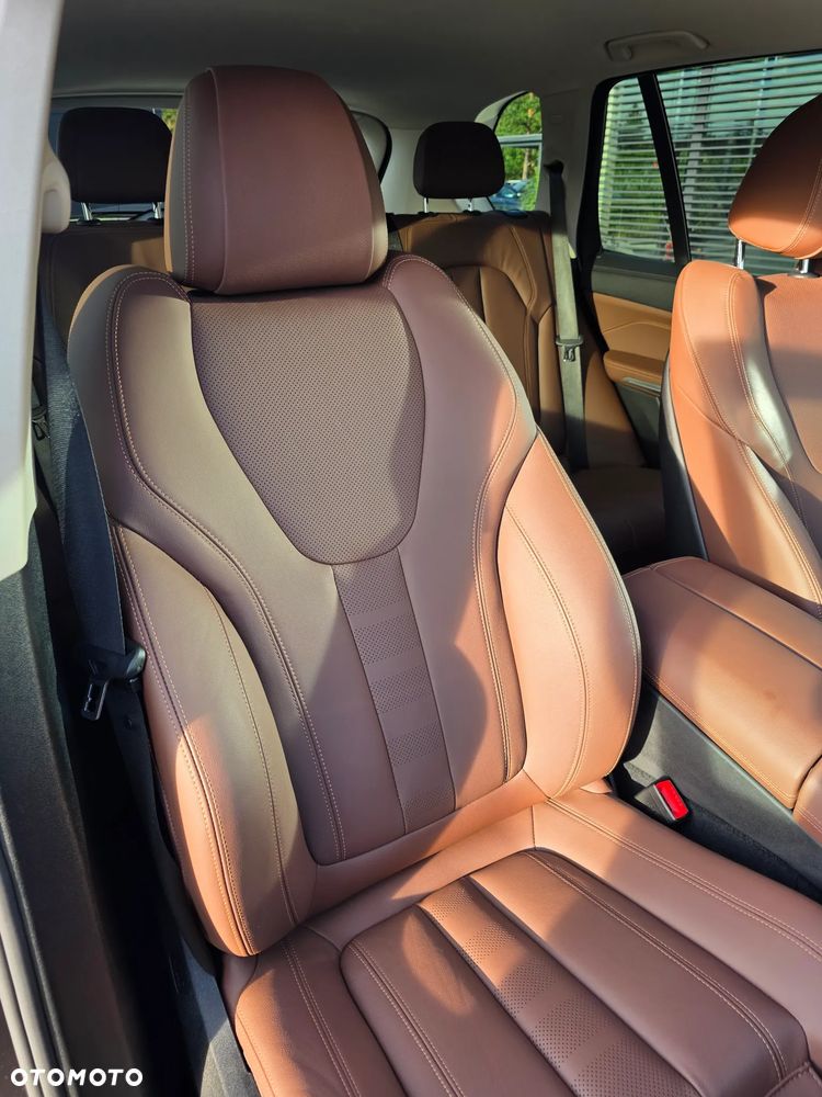 BMW X5 xDrive25d sport - 24