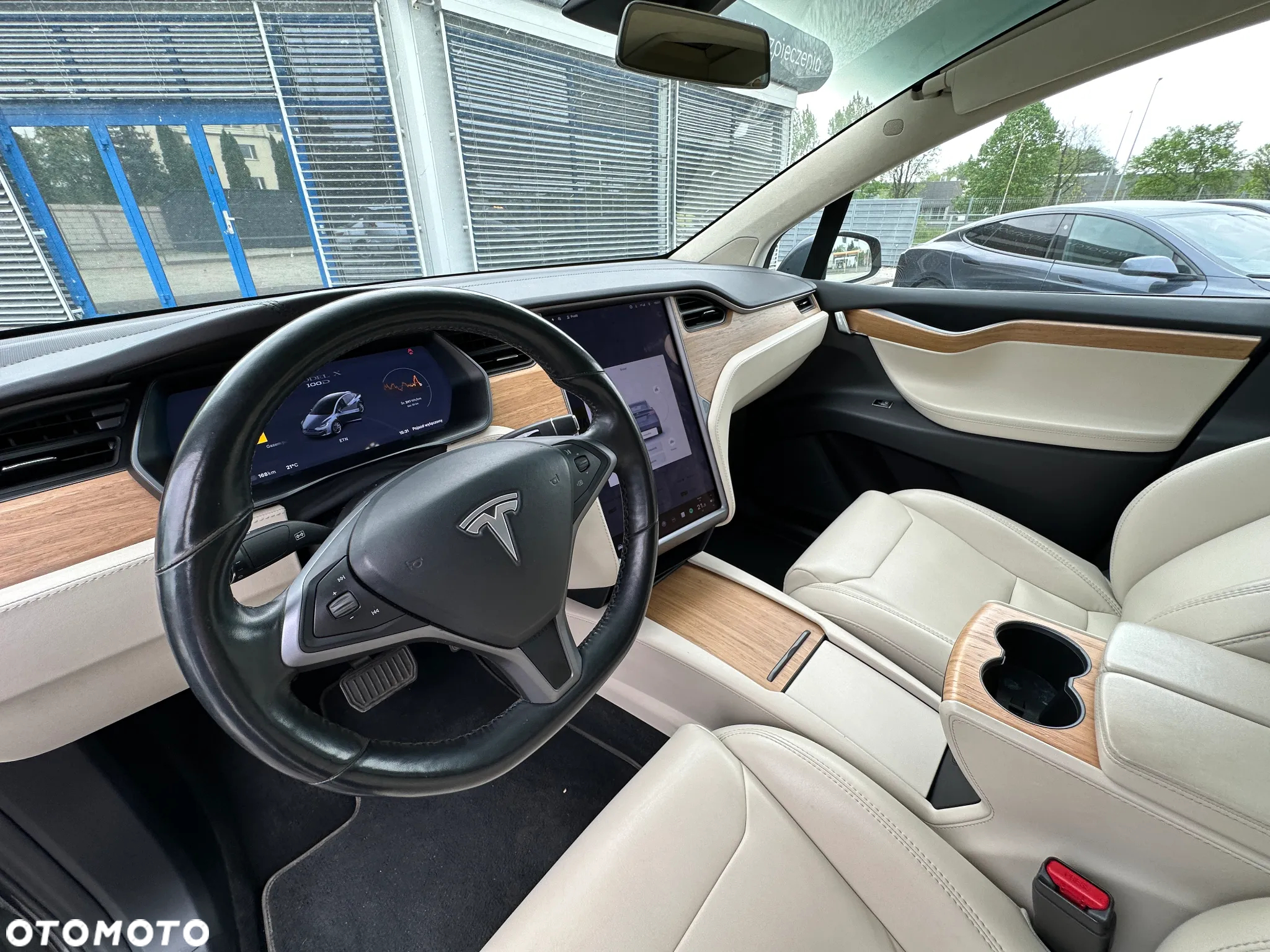 Tesla Model X Long Range Plus - 11