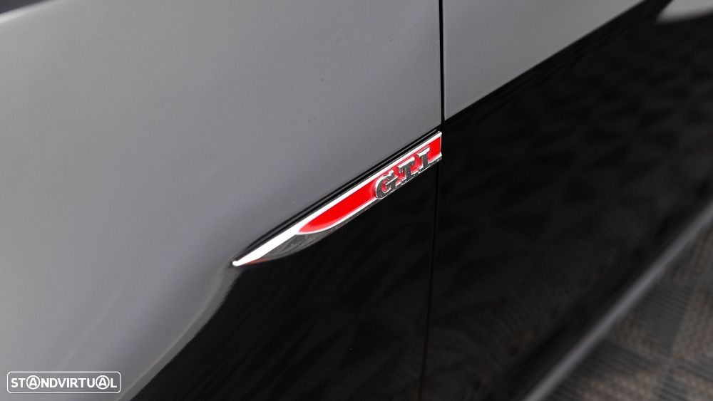 VW Golf — photo 4