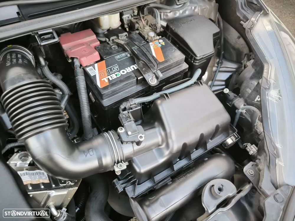 Toyota Yaris 1.4 D-4D ACtive+AC - 51