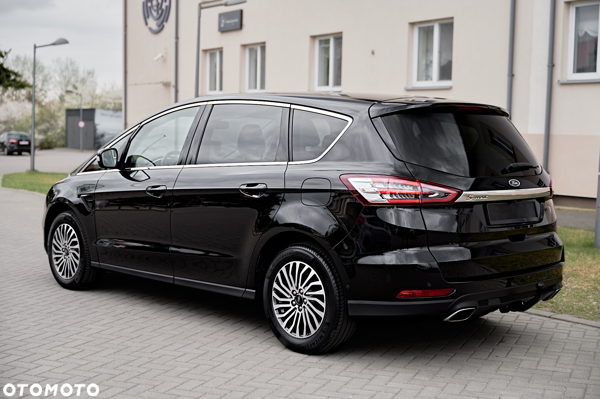 Ford S-Max - 9