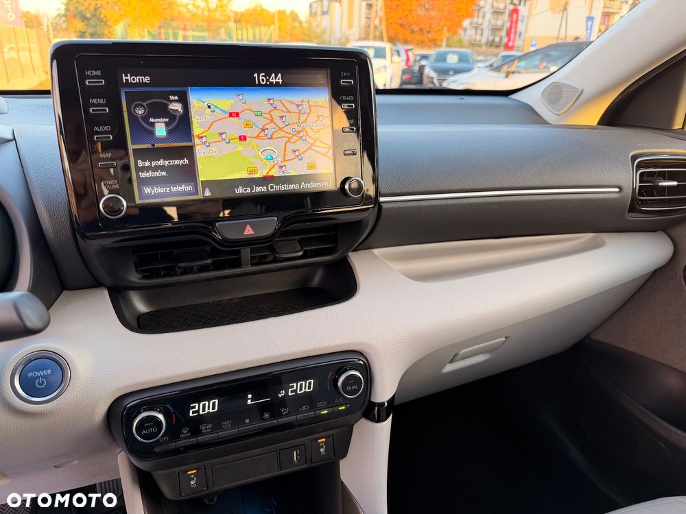 Toyota Yaris - 31