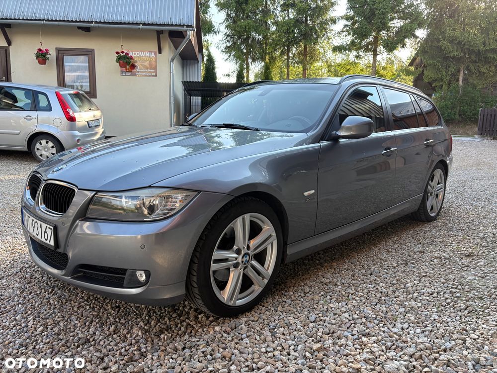 BMW Seria 3 320d xDrive - 2
